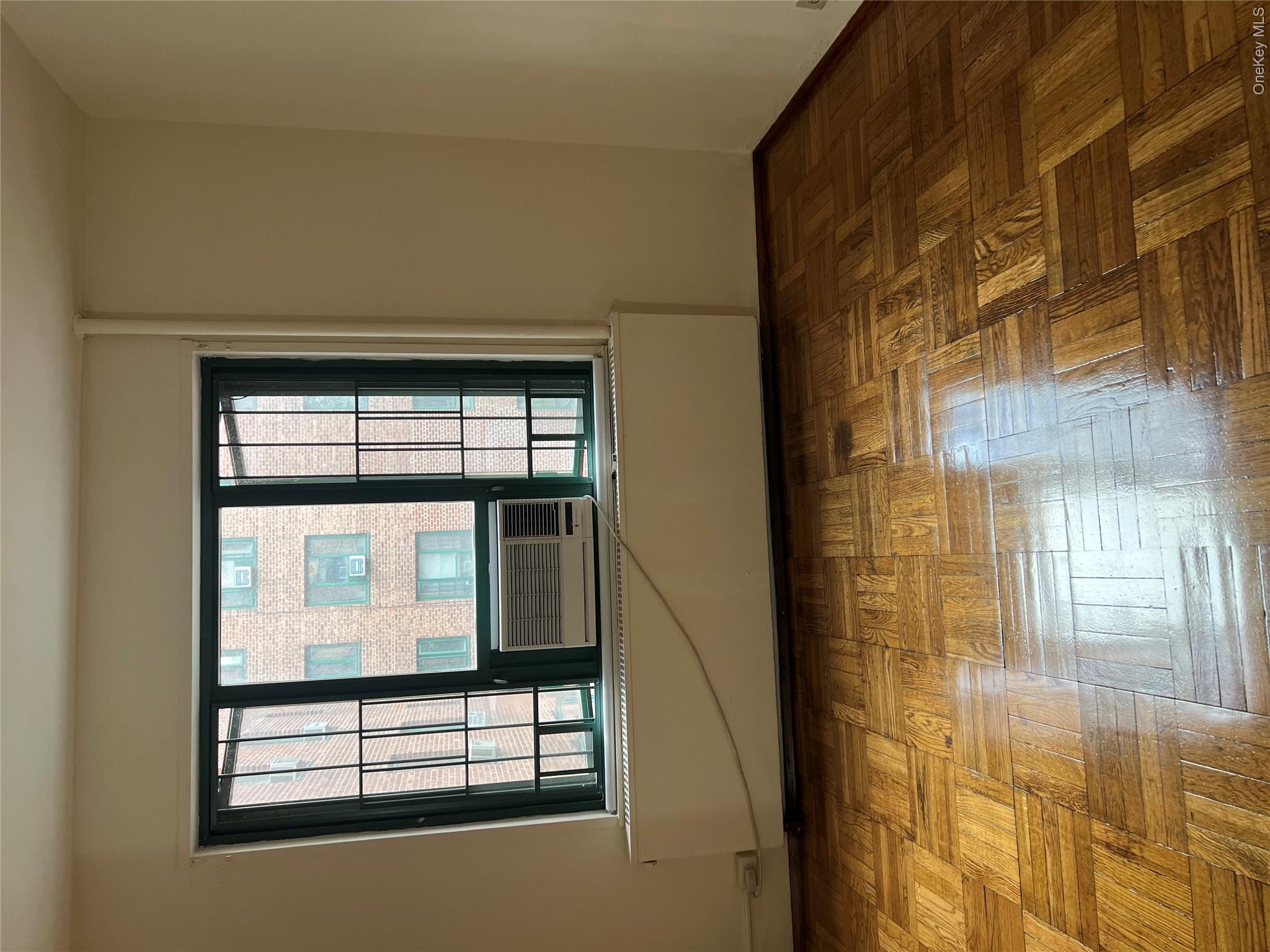 1569 Metropolitan Avenue, Unit 5C photo 3