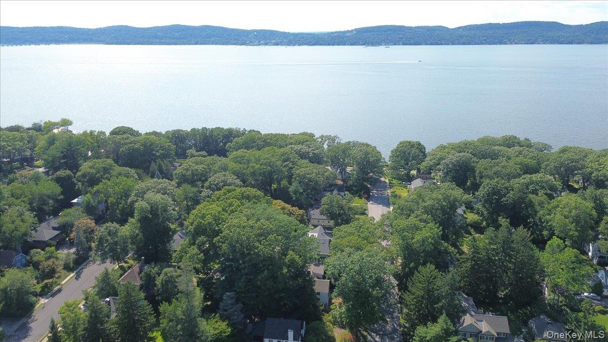 254 Farrington Avenue – For Sale photo 38