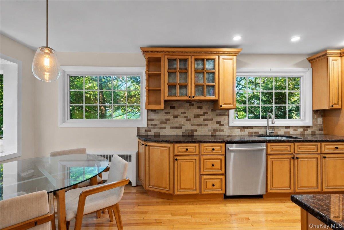 254 Farrington Avenue – For Sale photo 5