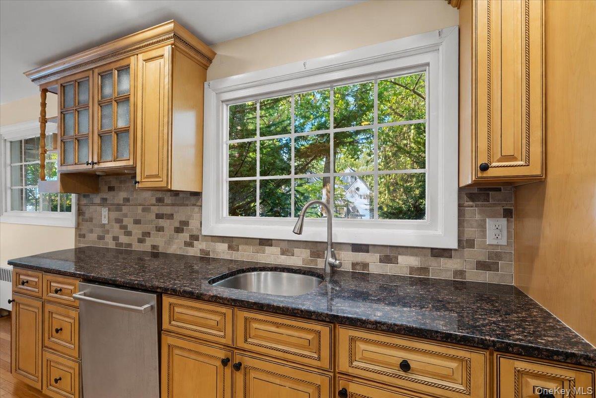 254 Farrington Avenue – For Sale photo 4