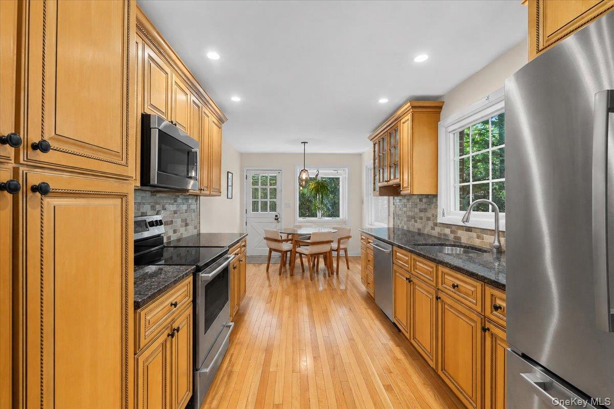254 Farrington Avenue – For Sale photo 3