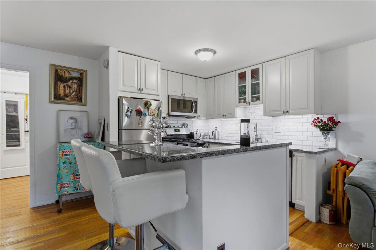 16 Scenic Drive, Unit K photo 11