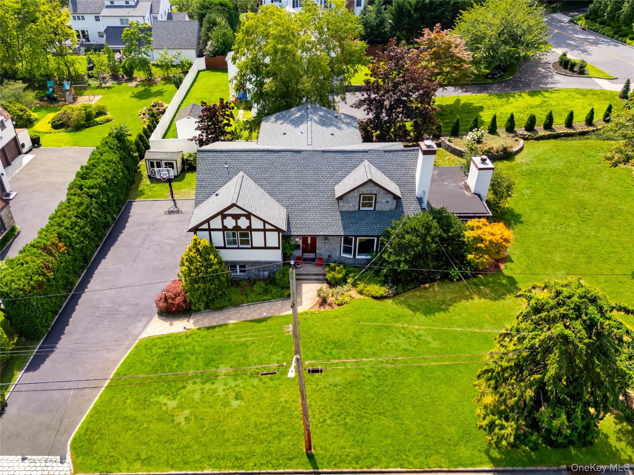 22 Northway – For Sale photo 43