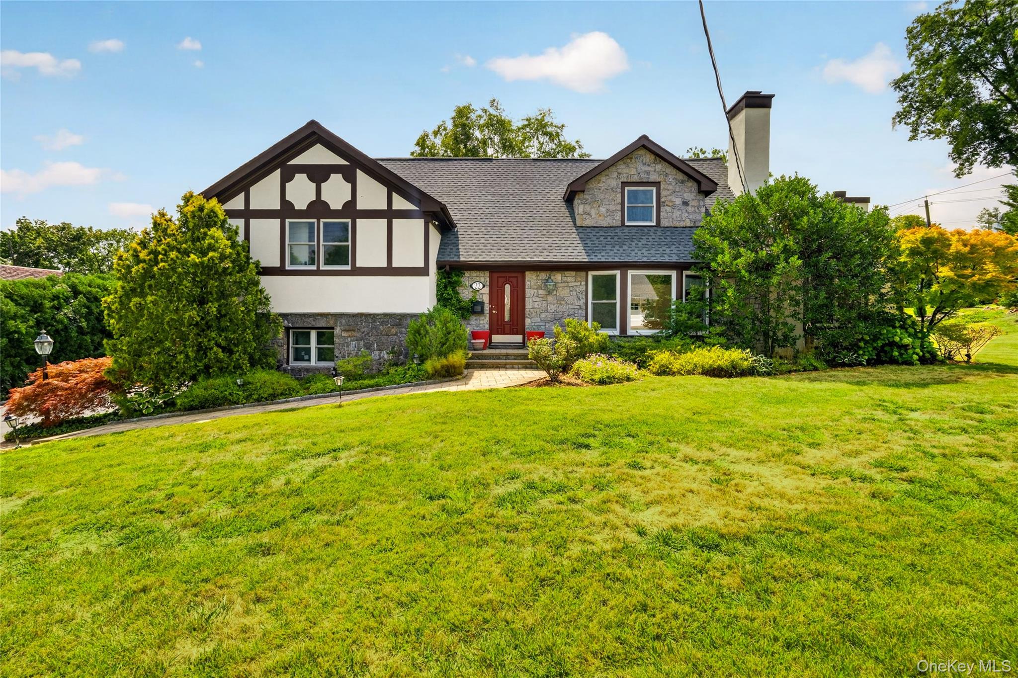 22 Northway – For Sale