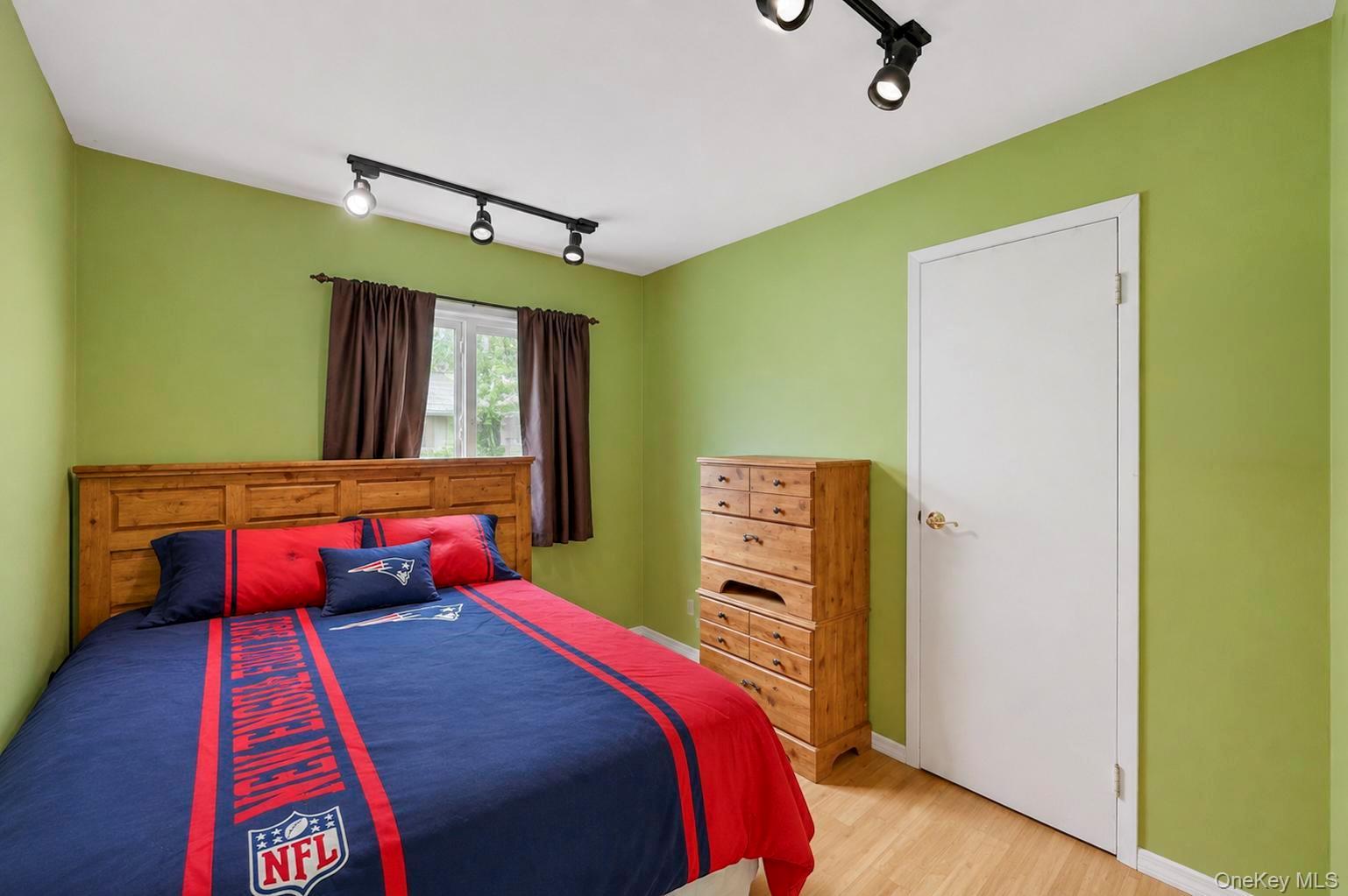 35 Hart Street – For Sale photo 21