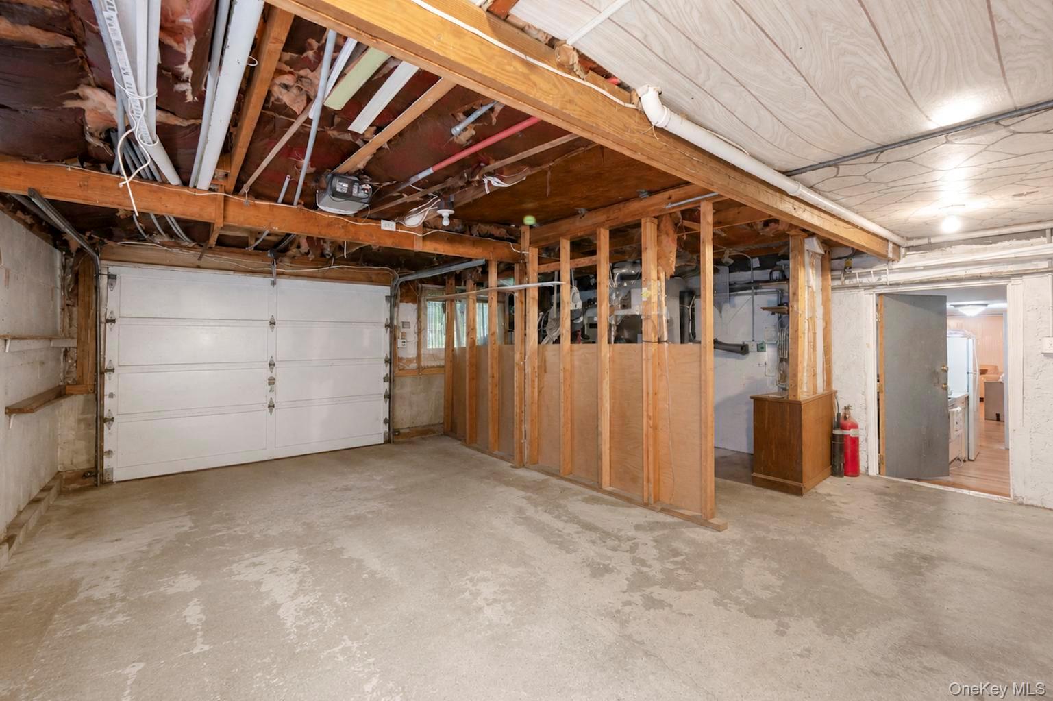 35 Hart Street – For Sale photo 32