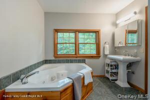 20 Pennsylvania Avenue – For Sale photo 32
