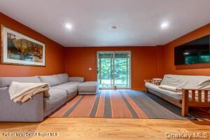 20 Pennsylvania Avenue – For Sale photo 35