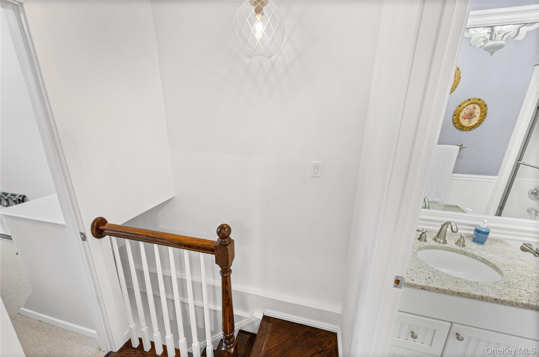 400 Noyack Road, Unit E2 photo 14