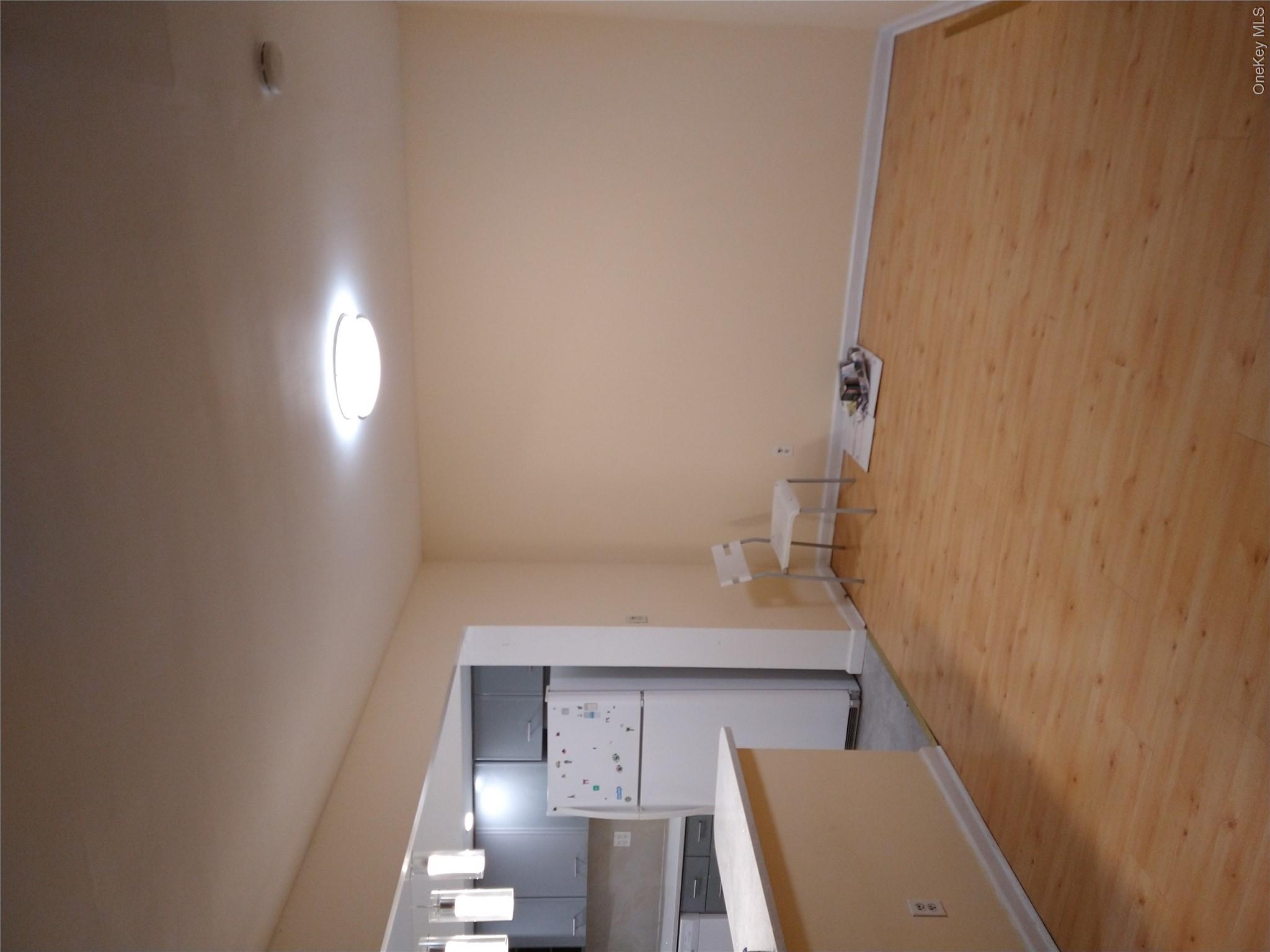 7118 164th Street, Unit 2132 photo 6