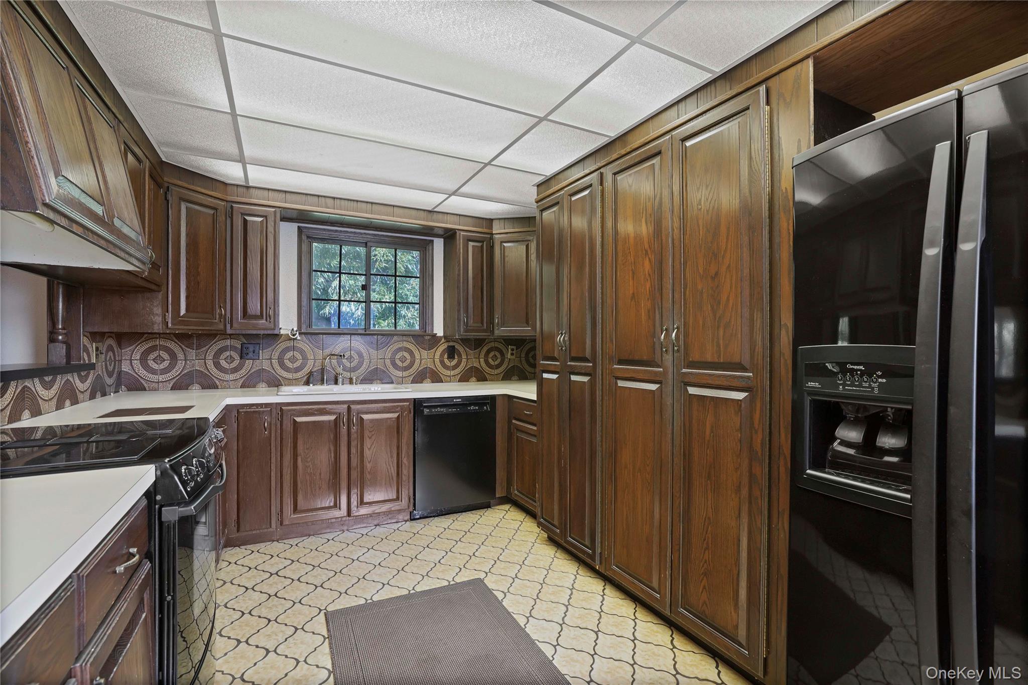11 Riverview Avenue – For Sale photo 13