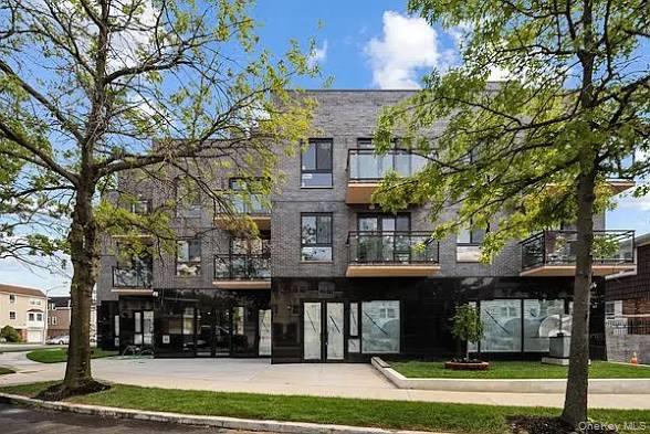 21410 15th Avenue, Unit 2F