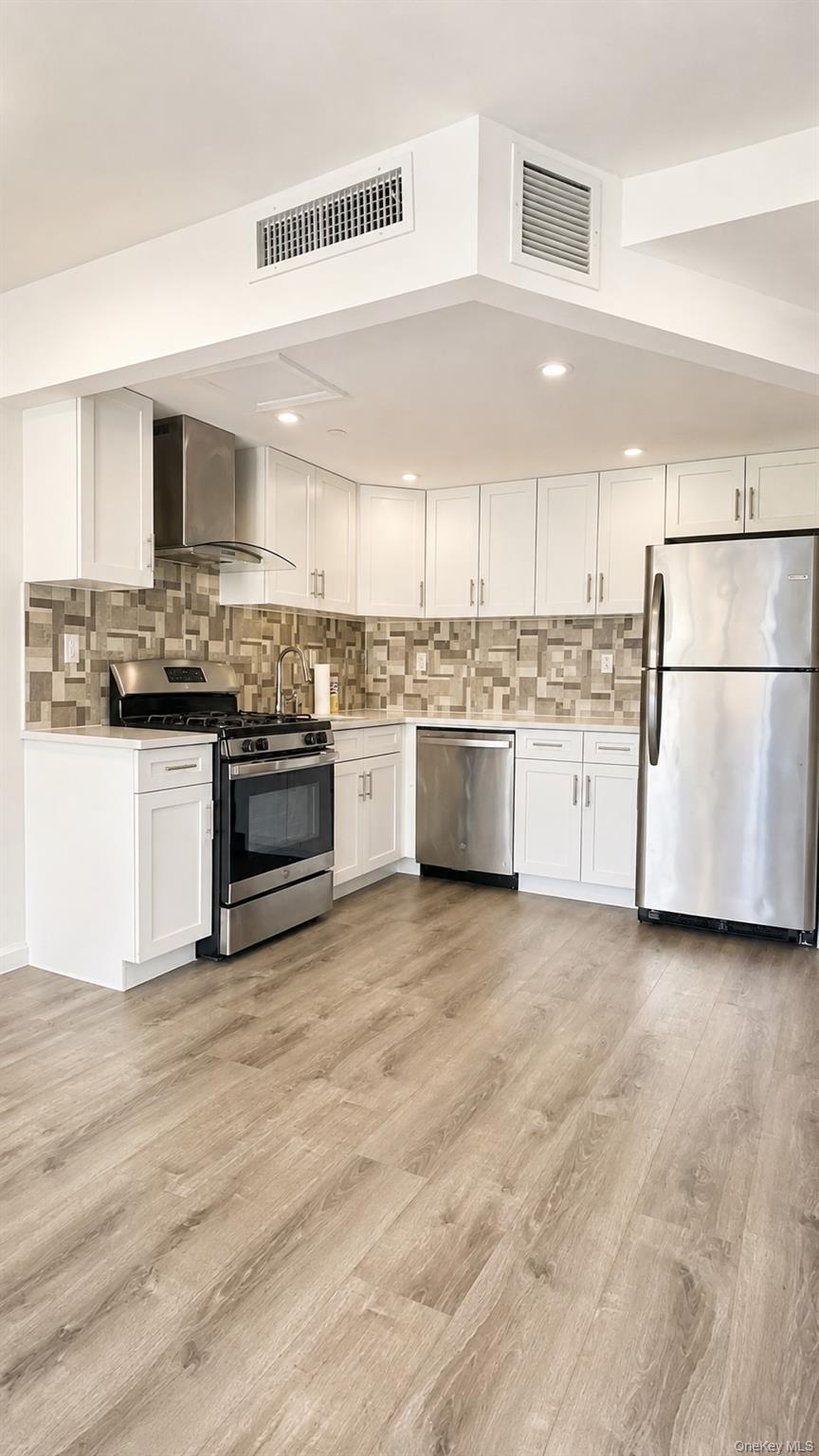 21410 15th Avenue, Unit 2F photo 3