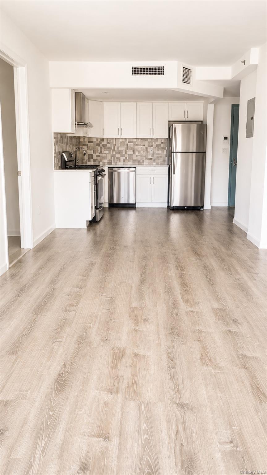 21410 15th Avenue, Unit 2F photo 4