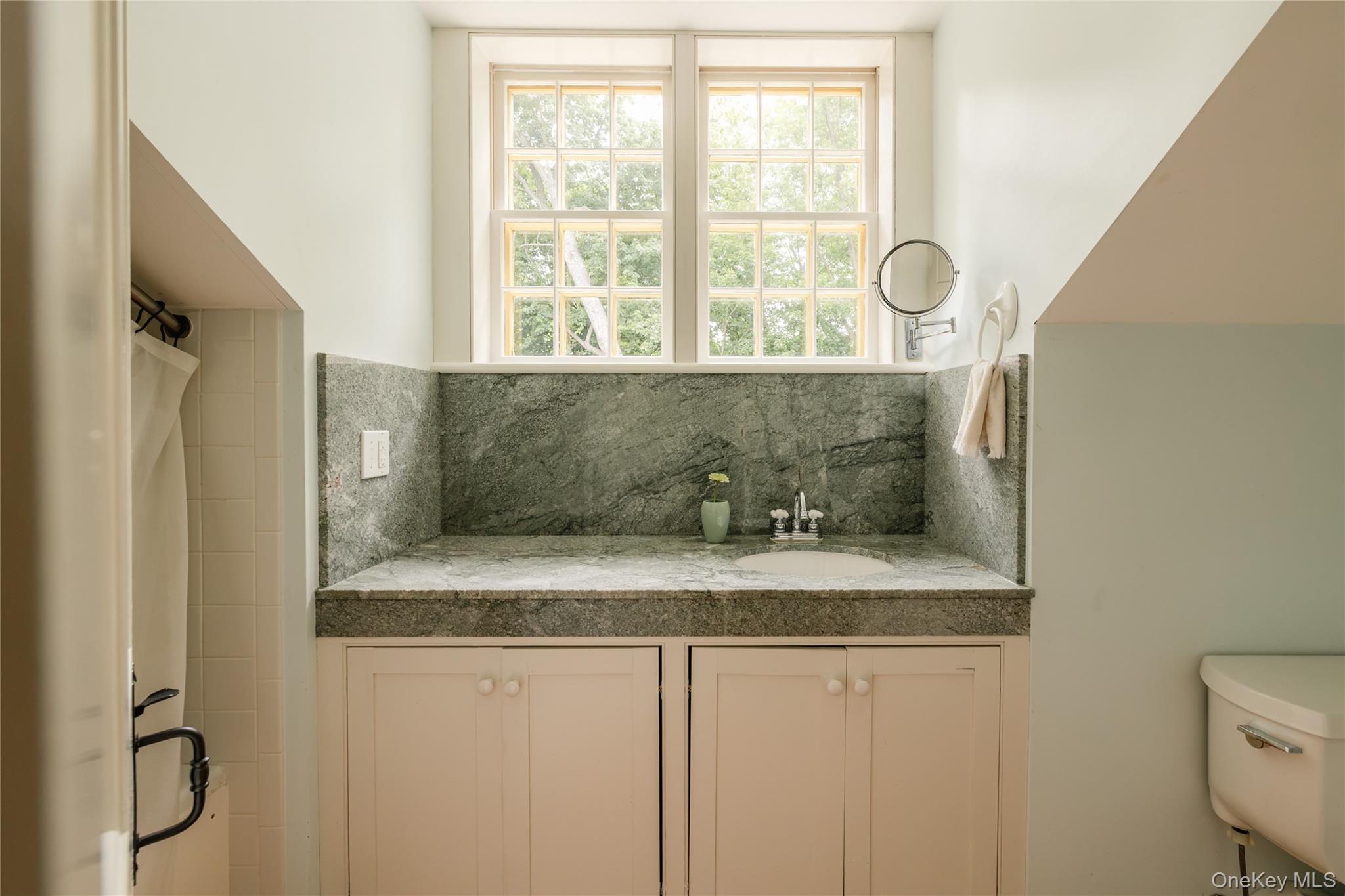 18 Clove Road – For Sale photo 43