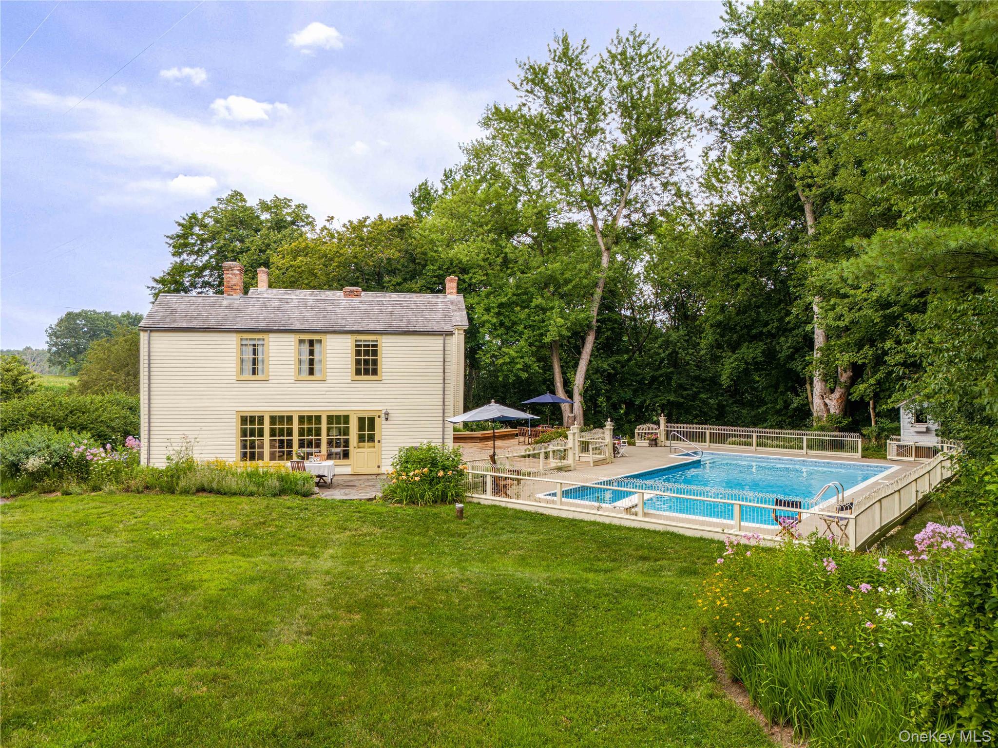18 Clove Road – For Sale photo 3