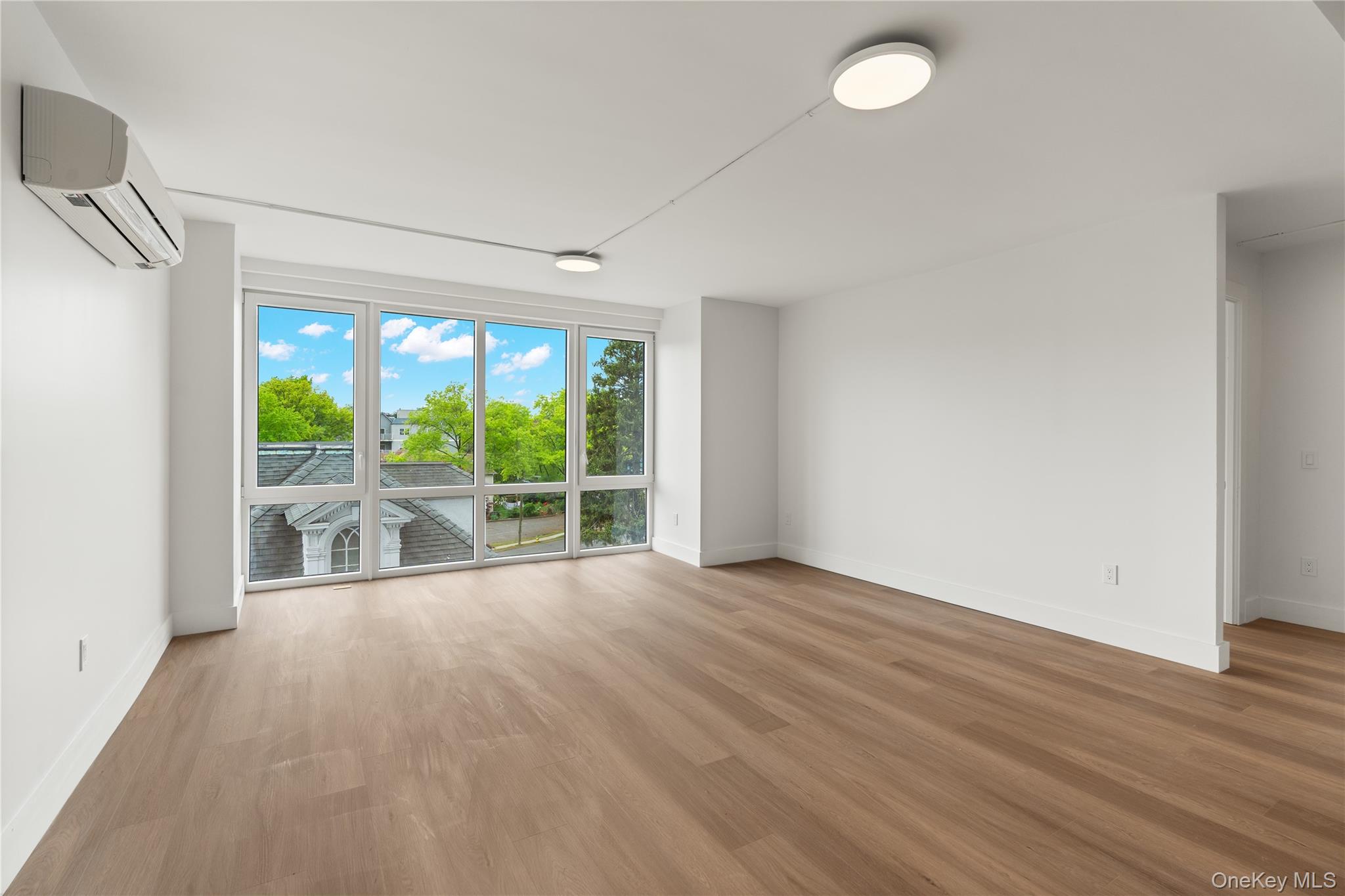1 Lyon Place, Unit 706 photo 2