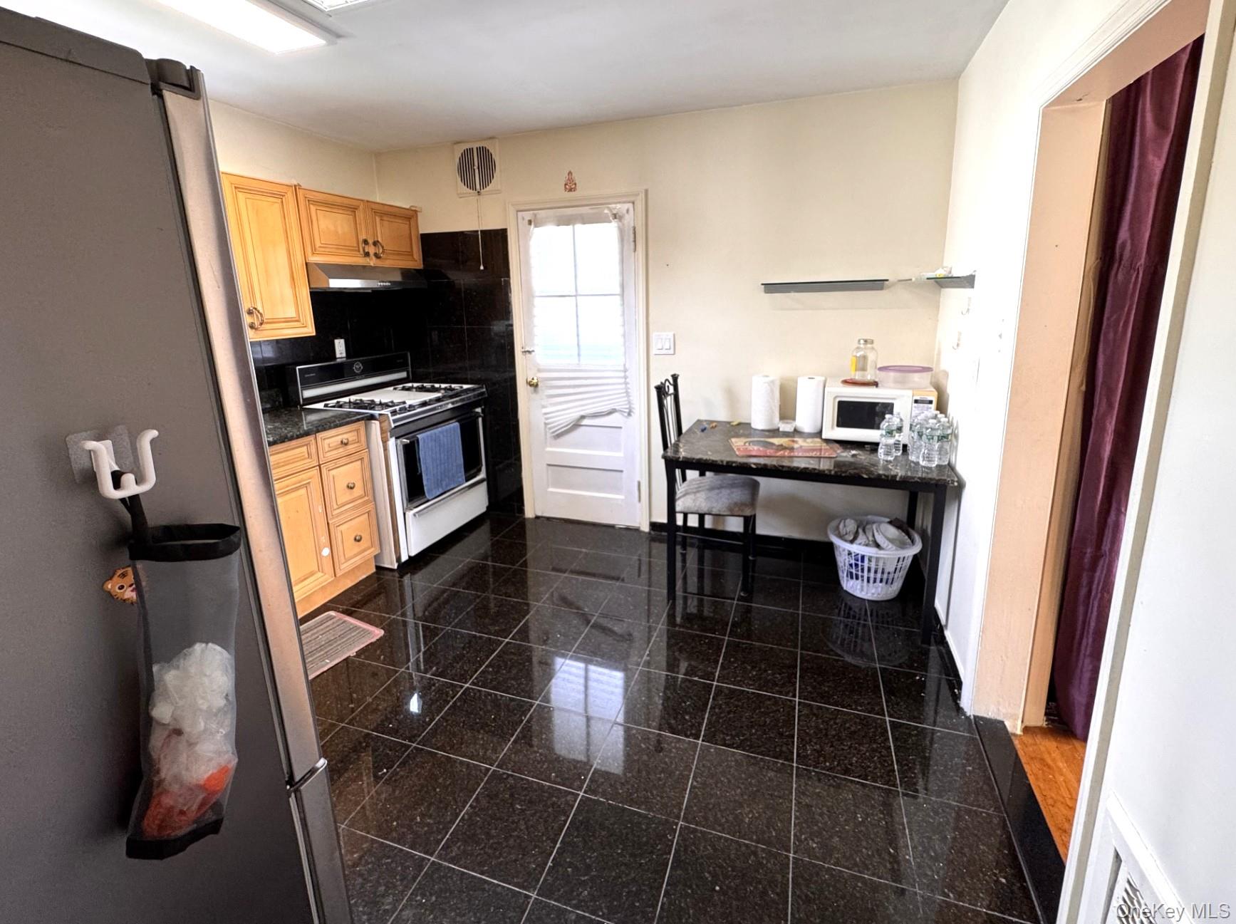 55 Canfield Avenue – For Sale photo 7