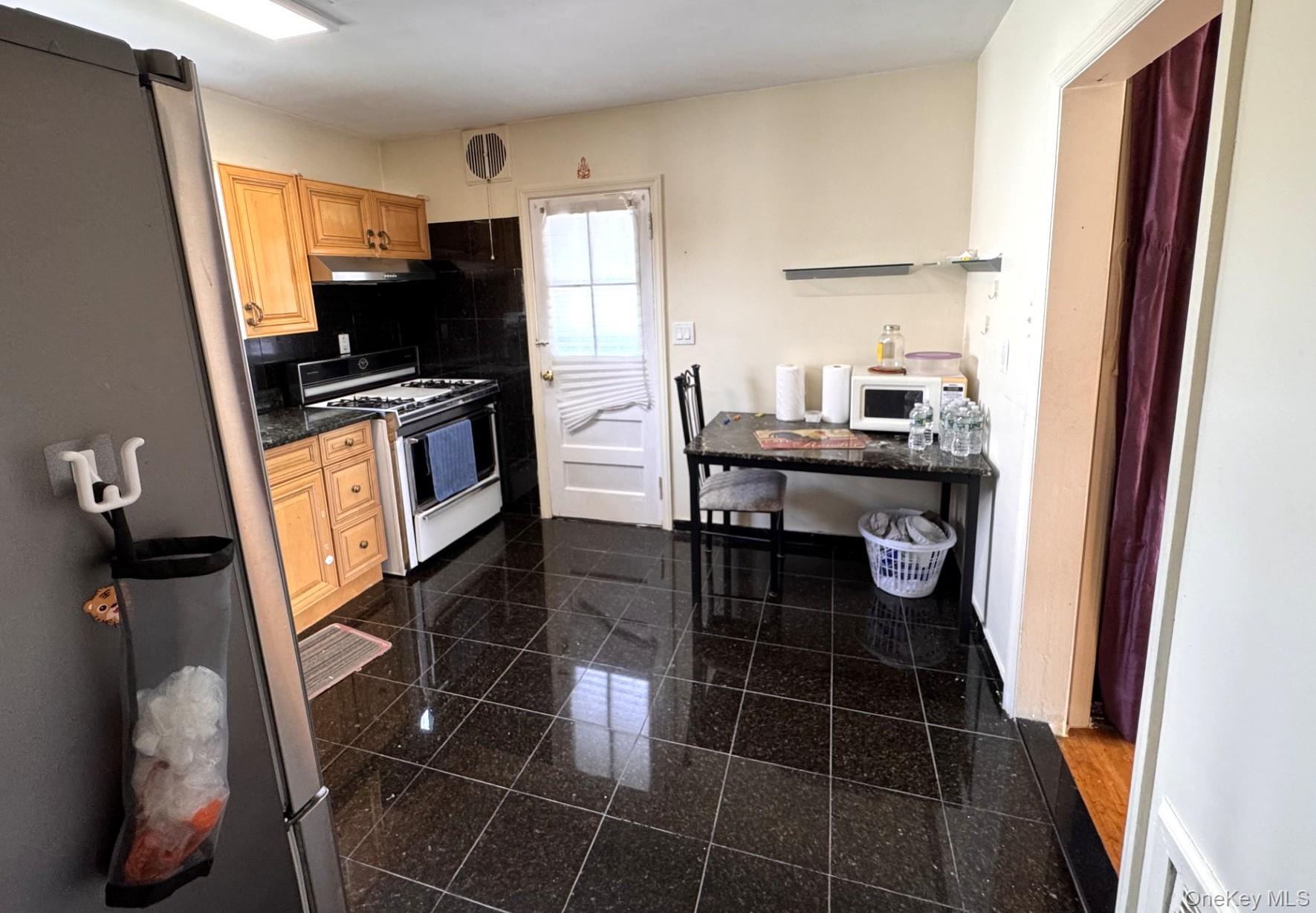 55 Canfield Avenue – For Sale photo 8