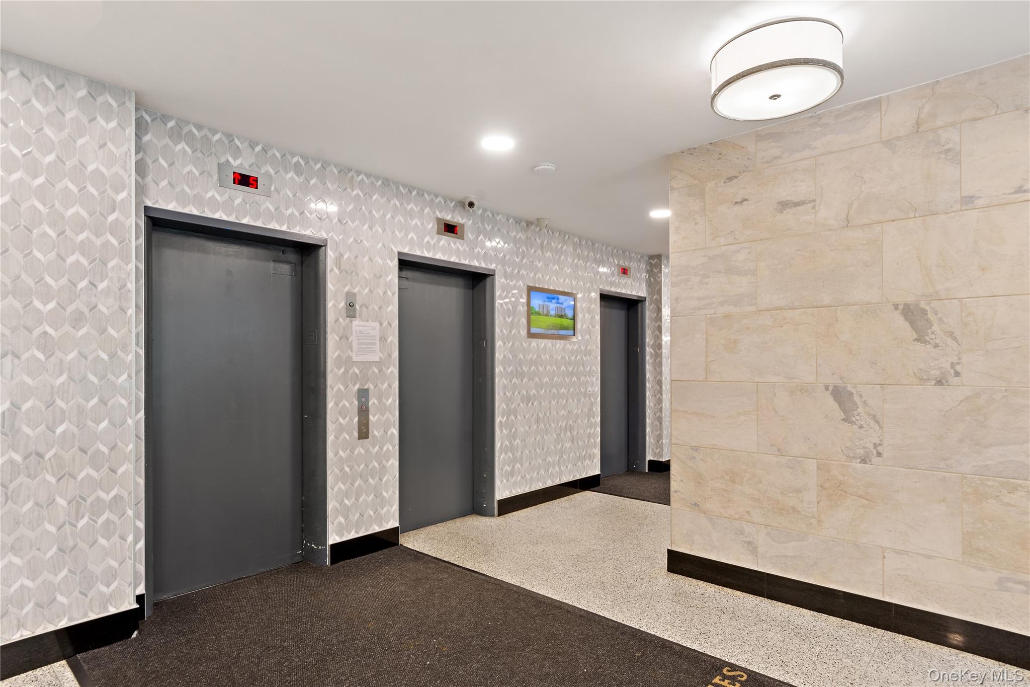 825 Morrison Avenue, Unit 13C photo 32