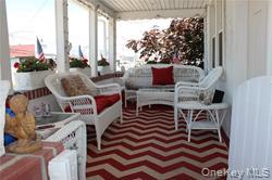 24 Oswego Avenue, Unit Upper photo 2