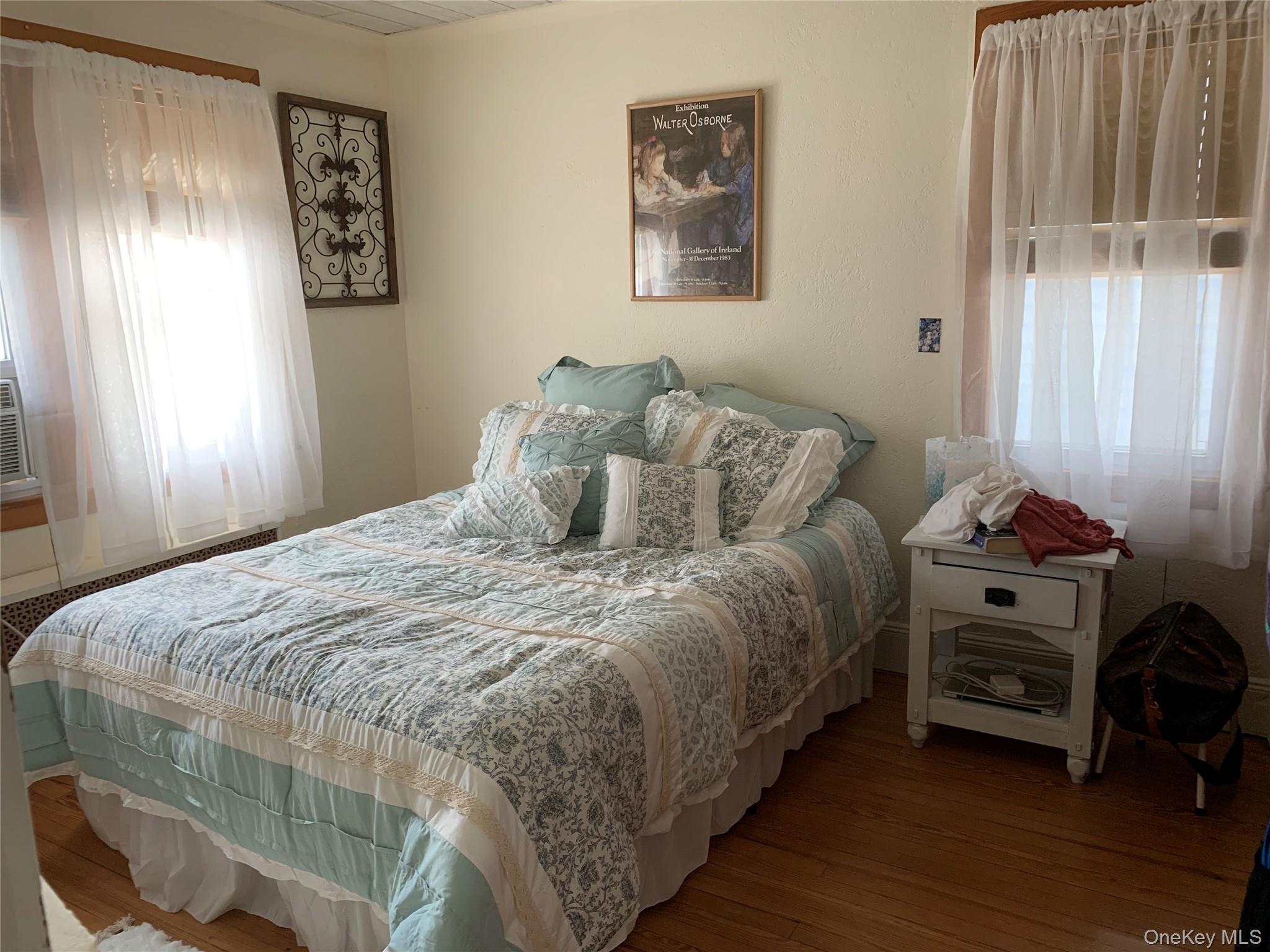 24 Oswego Avenue, Unit Upper photo 6