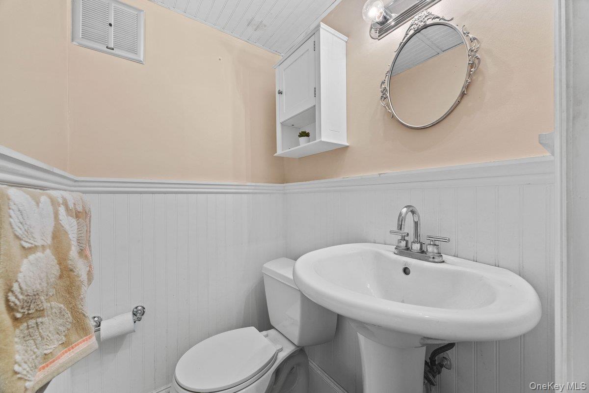 21 Alhambra Drive – For Sale photo 5