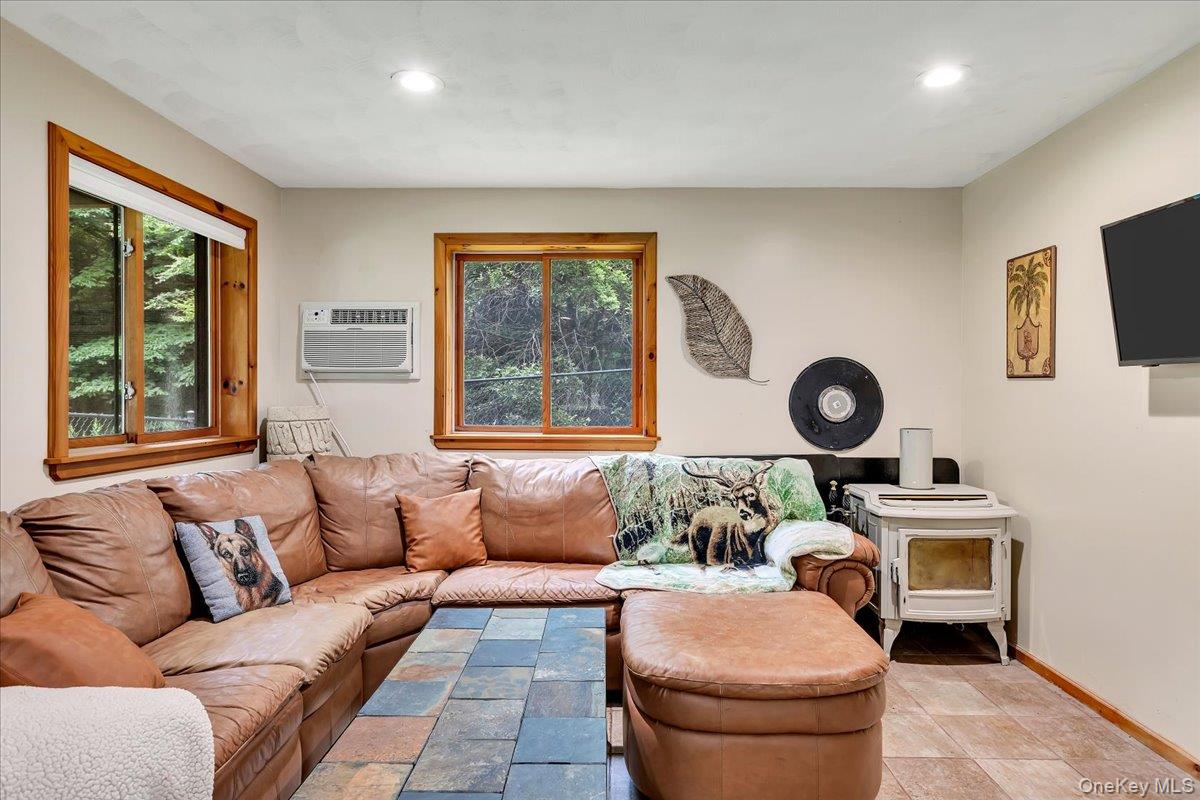307 Bobillen Drive – For Sale photo 32