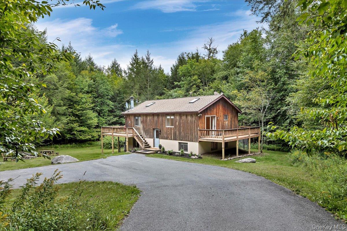 307 Bobillen Drive – For Sale photo 3