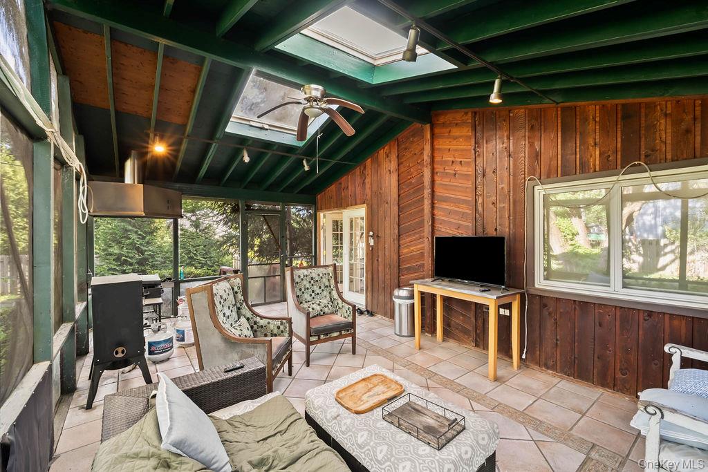 103 Waters Edge – For Sale photo 8