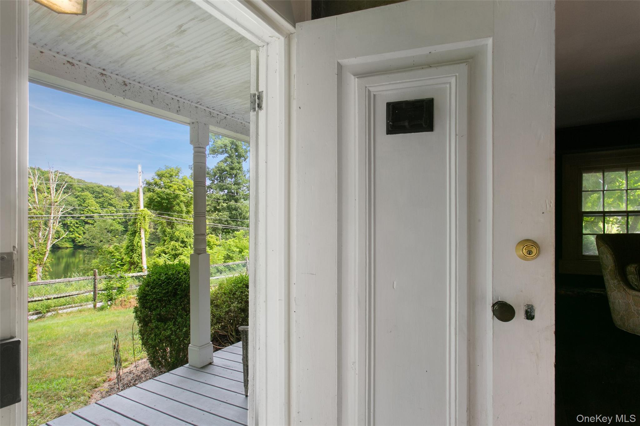15 Cross River Road – For Sale photo 4