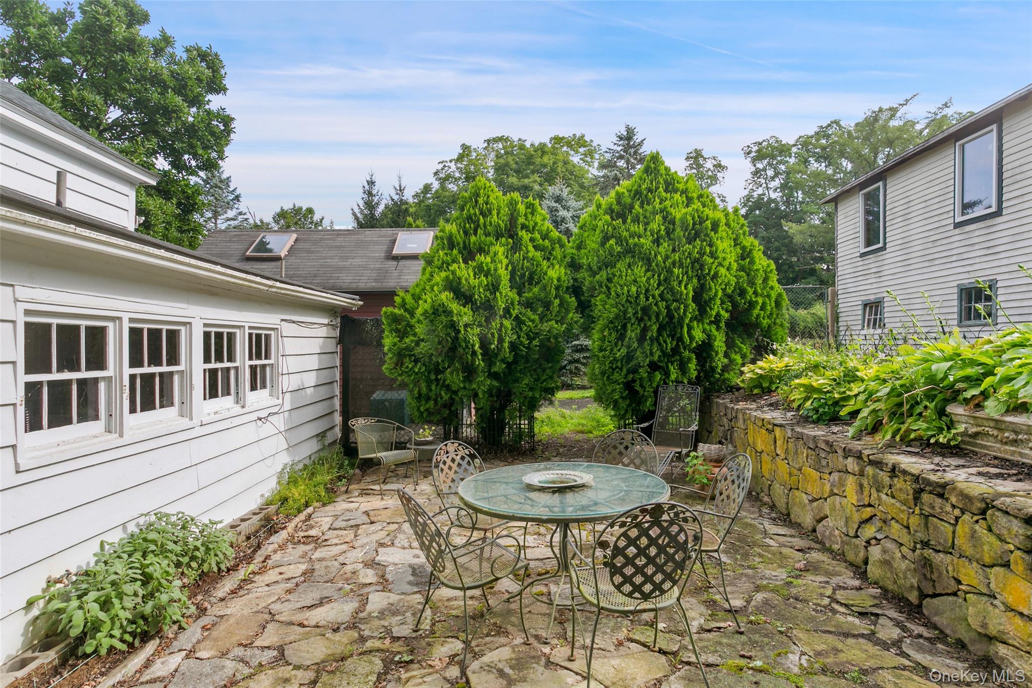 15 Cross River Road – For Sale photo 27