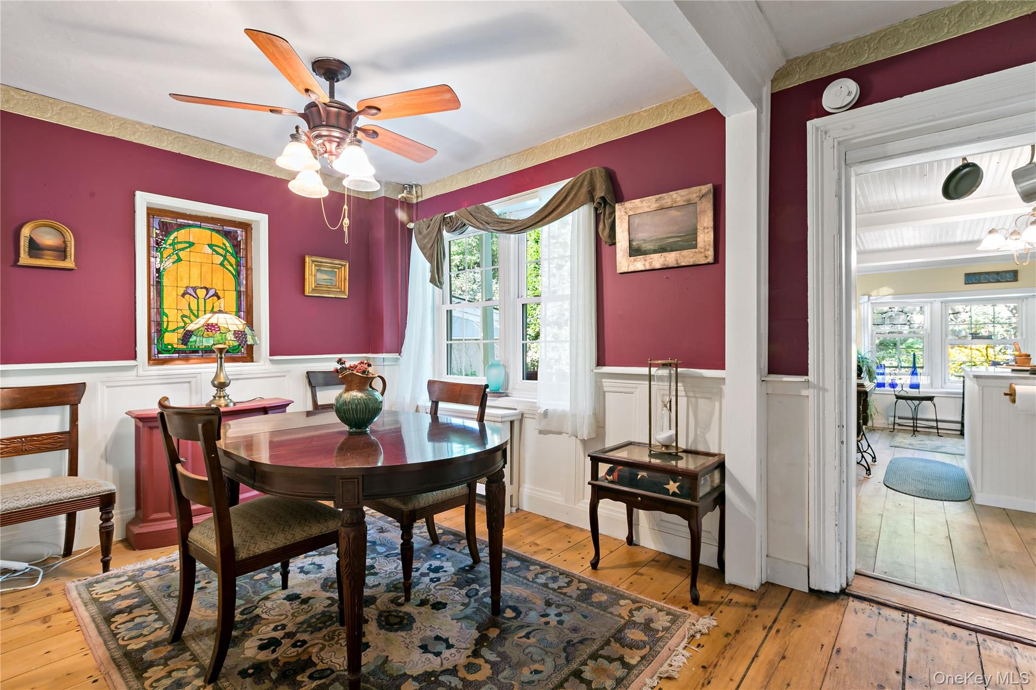 7 Railroad Avenue – For Sale photo 5