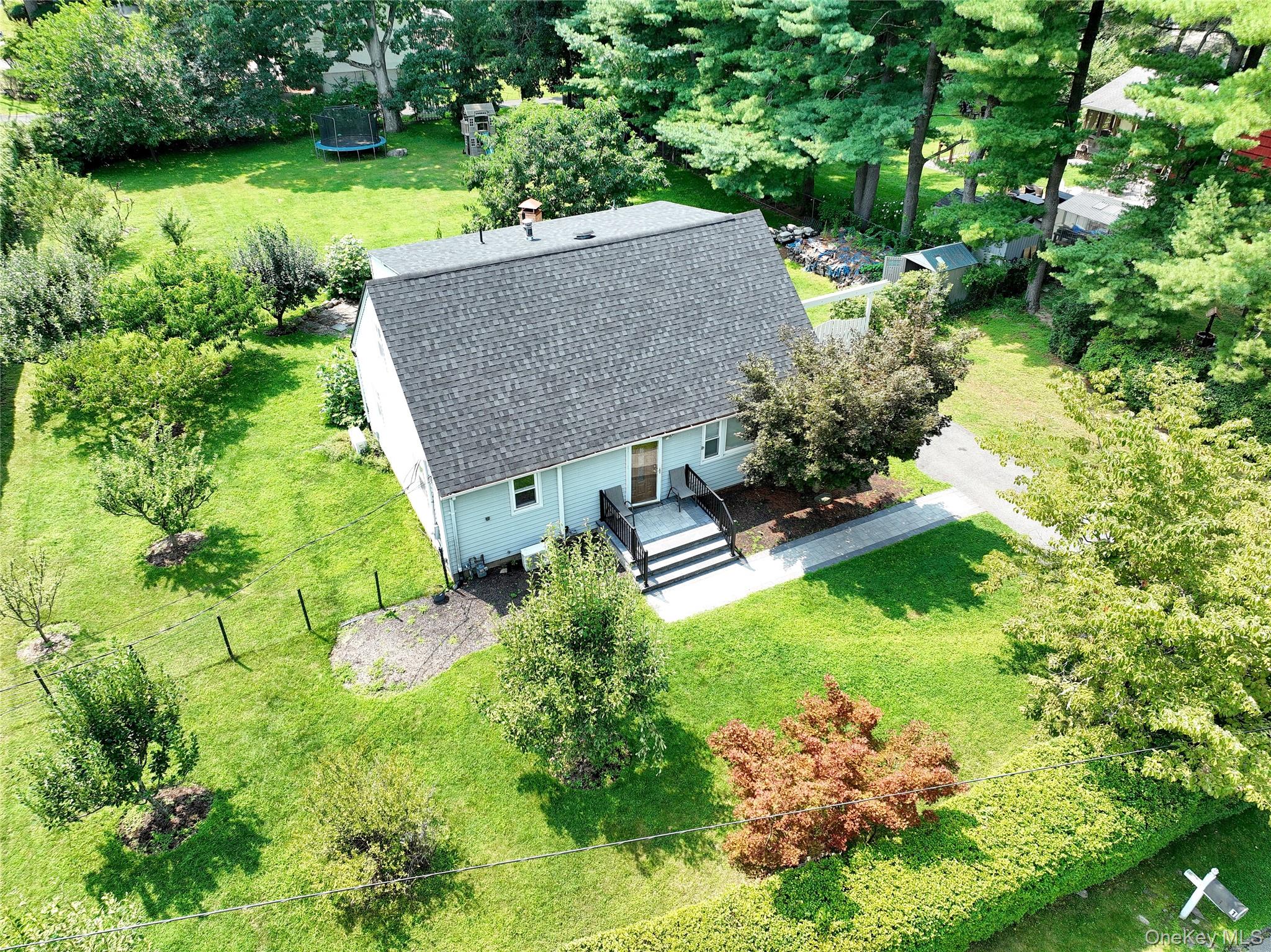 1 Stemmer Lane – For Sale