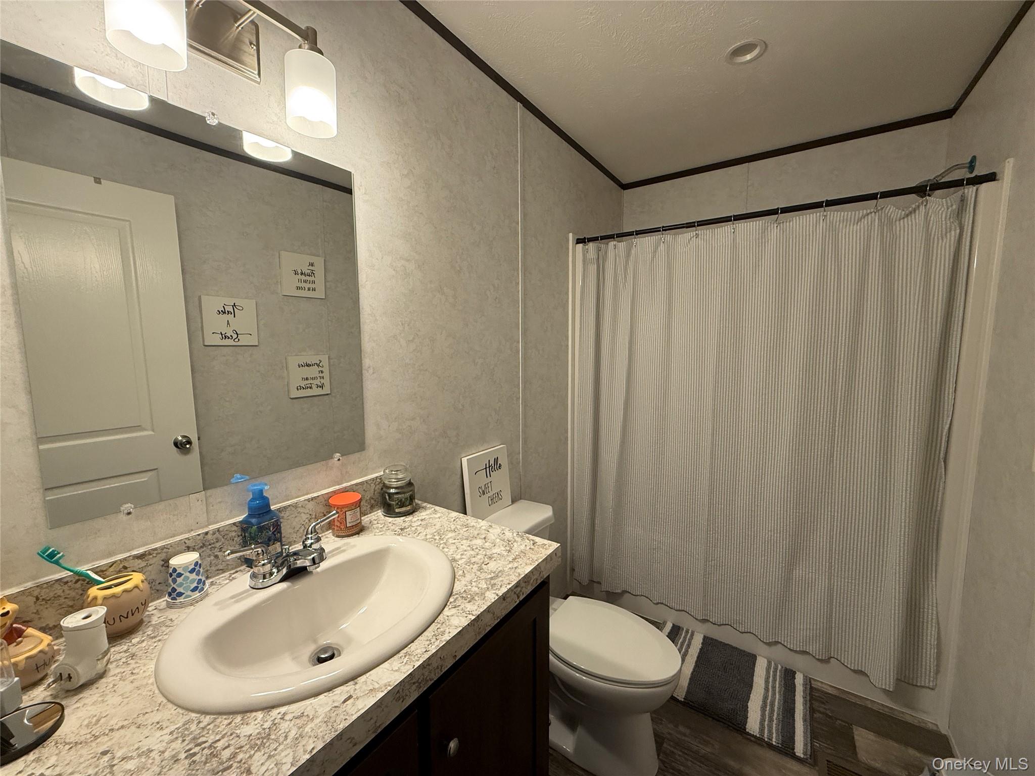755 Tarrytown Lane – For Sale photo 12