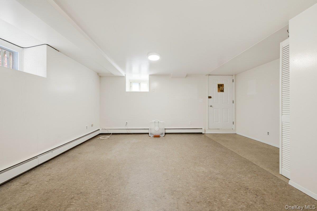 3633 Greystone Avenue – For Sale photo 44