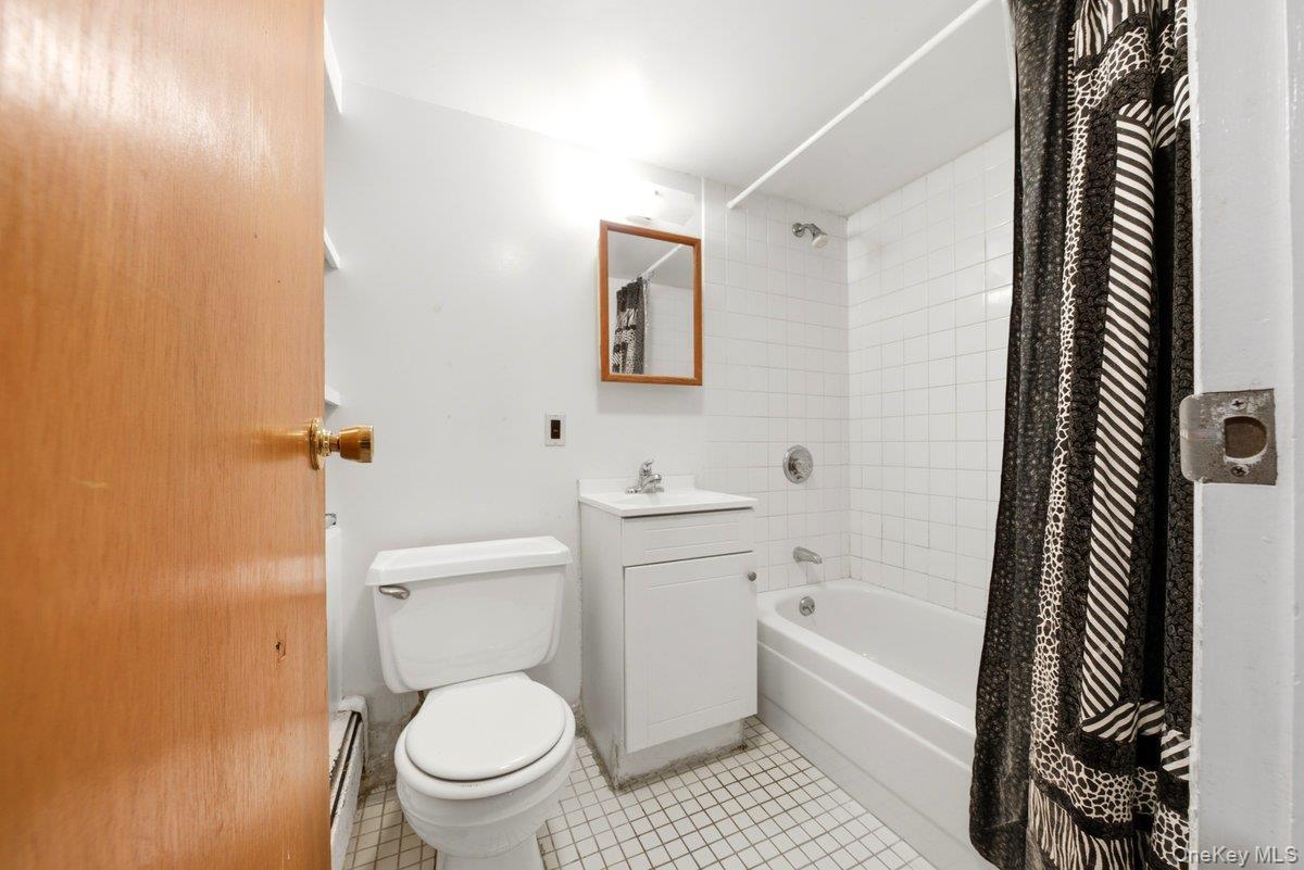 3633 Greystone Avenue – For Sale photo 42