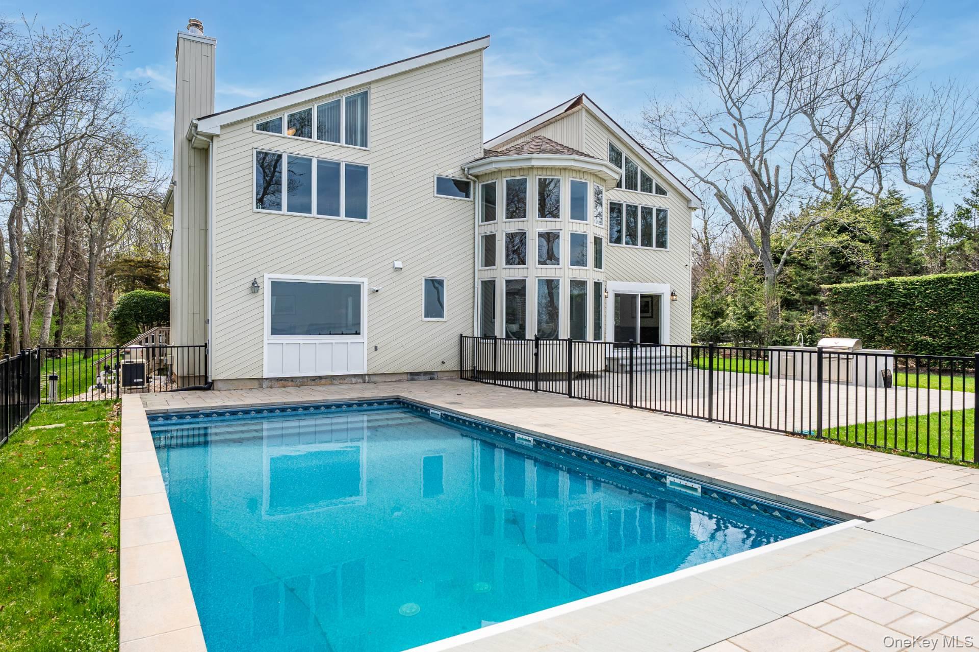 16125 Soundview Avenue – For Rent photo 3