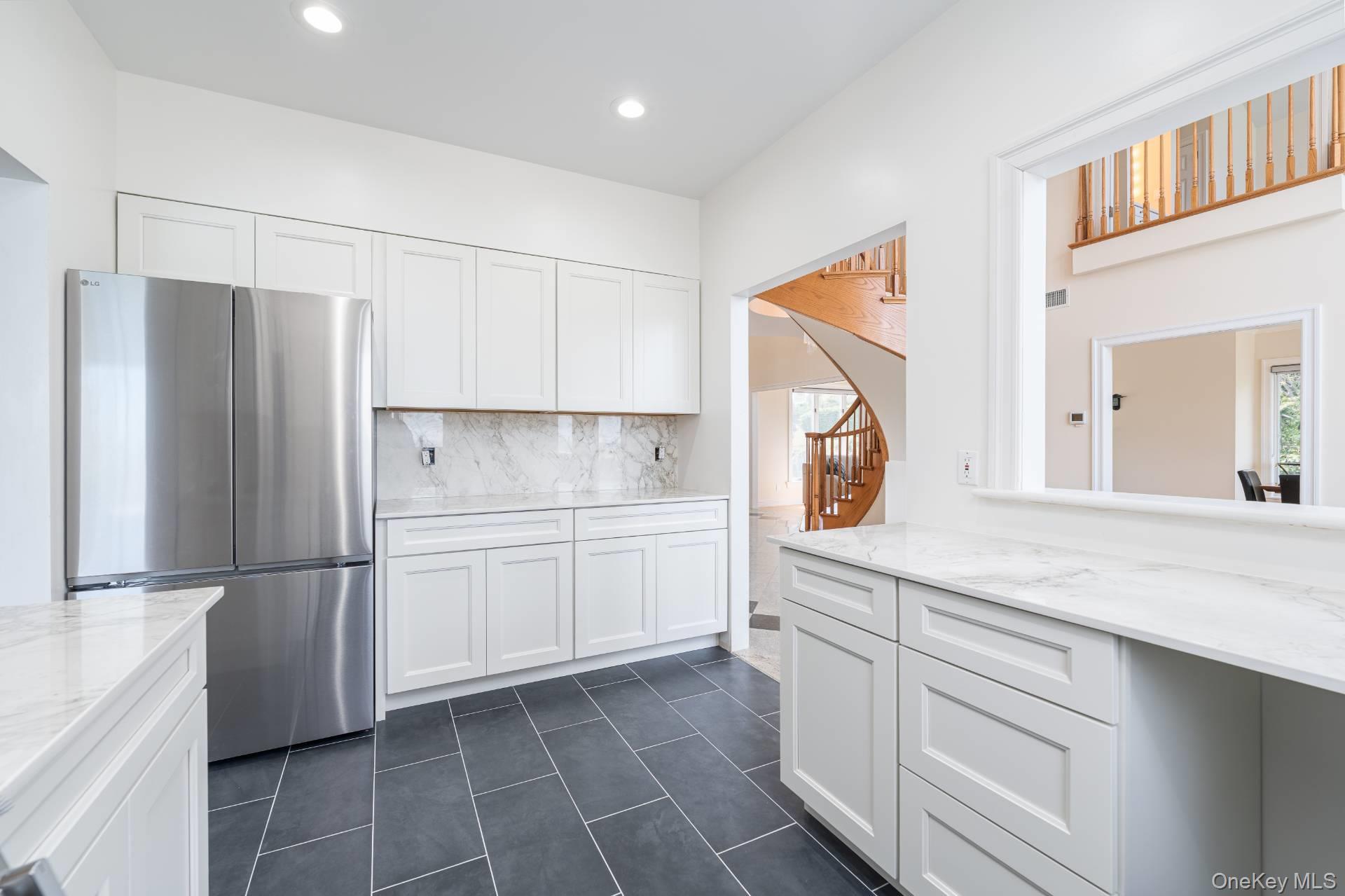 16125 Soundview Avenue – For Rent photo 11