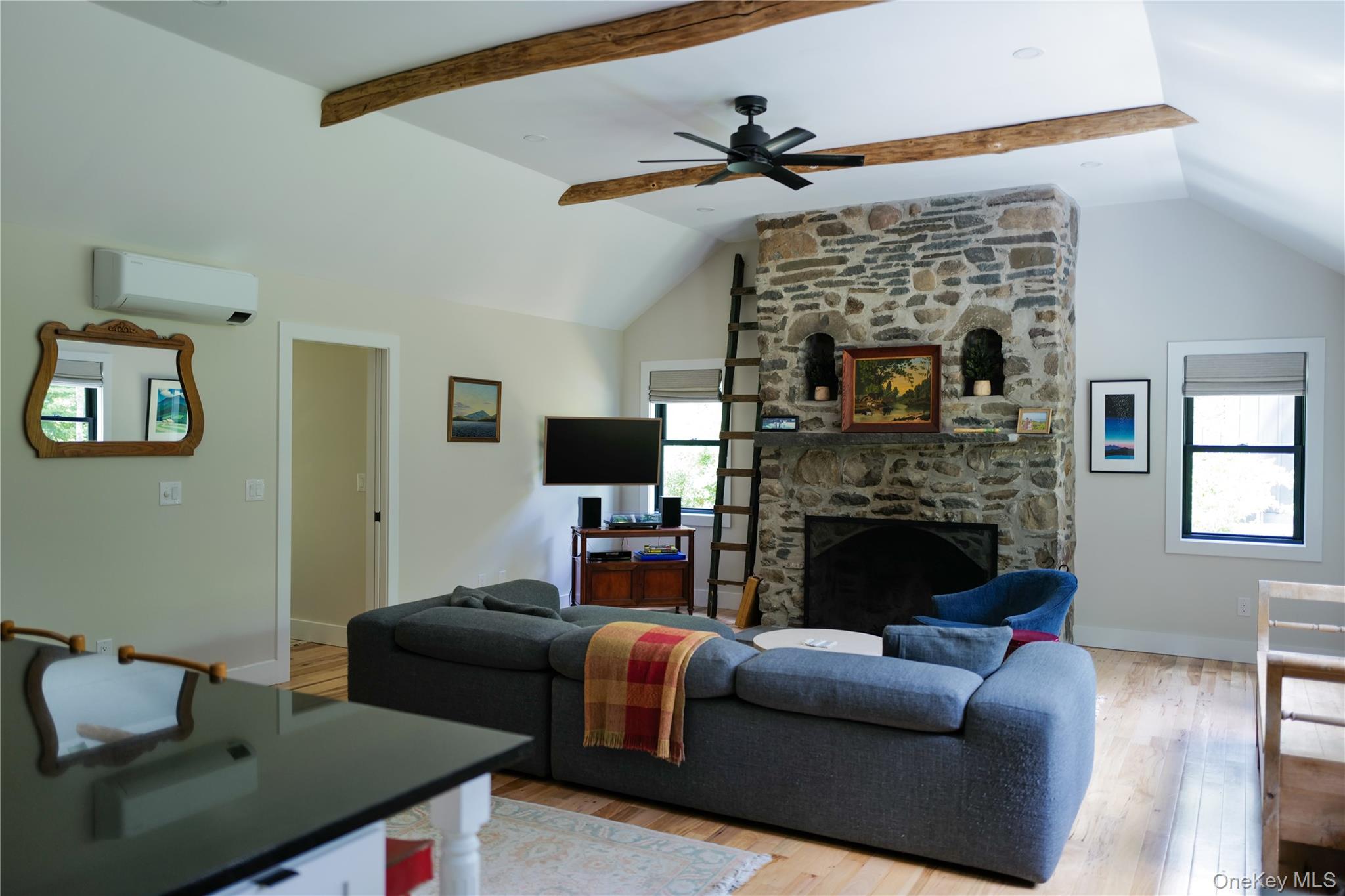 21 Vandermark Road – For Sale photo 8