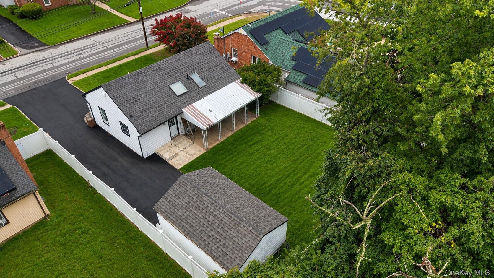 116 E Booker Avenue – For Sale photo 4