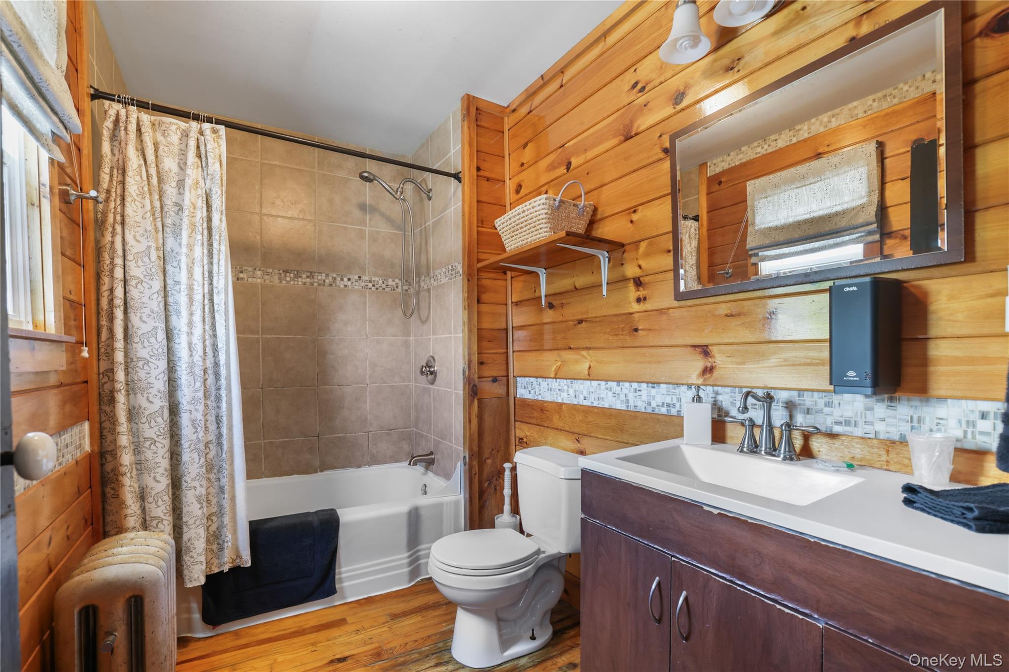 28 Upper Main Street – For Sale photo 10