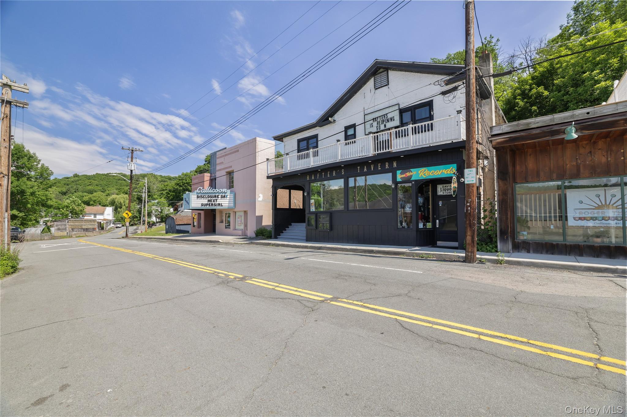 28 Upper Main Street – For Sale photo 4
