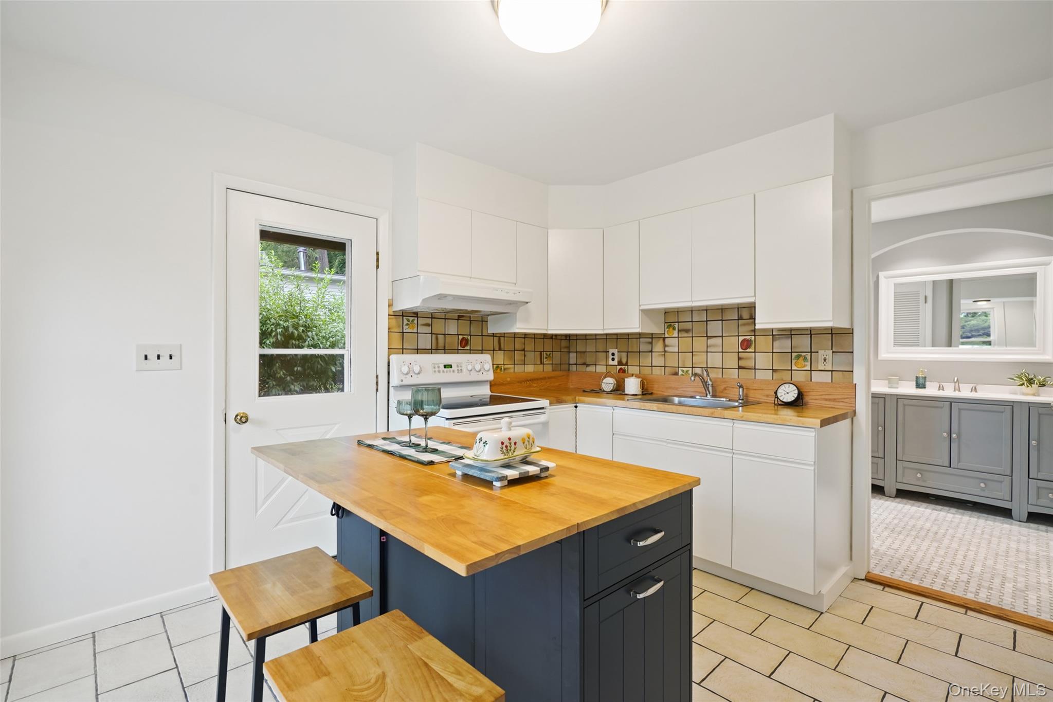 17 Mary Avenue – For Sale photo 28