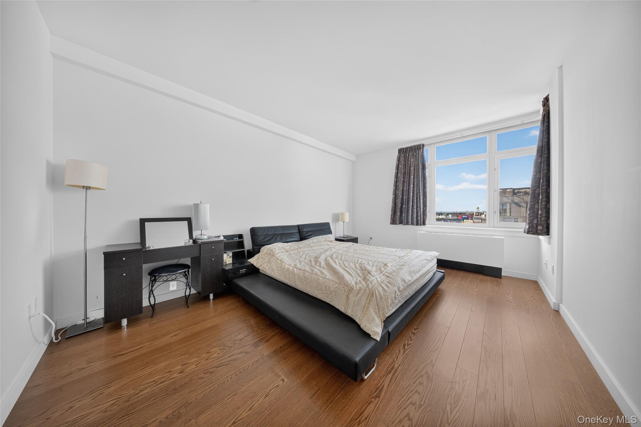 40-26 College Point Boulevard, Unit 16F photo 12