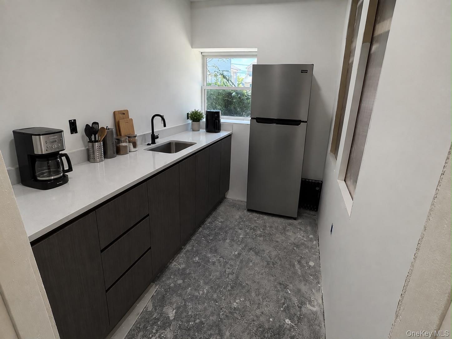 244 Maple Place – For Rent photo 8