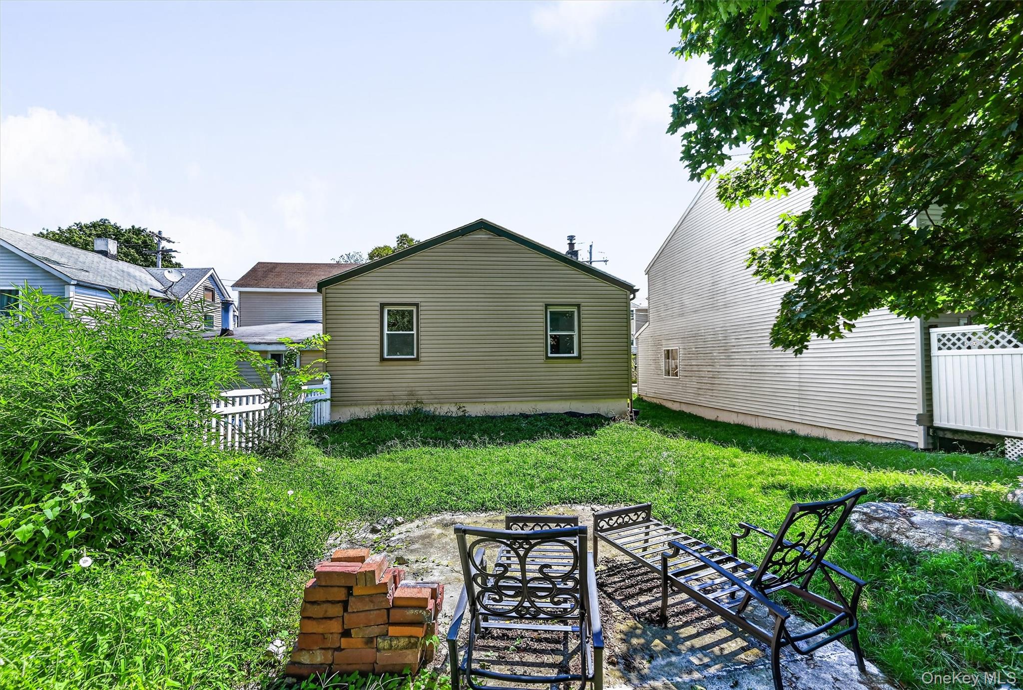 83 Center Street – For Sale photo 31