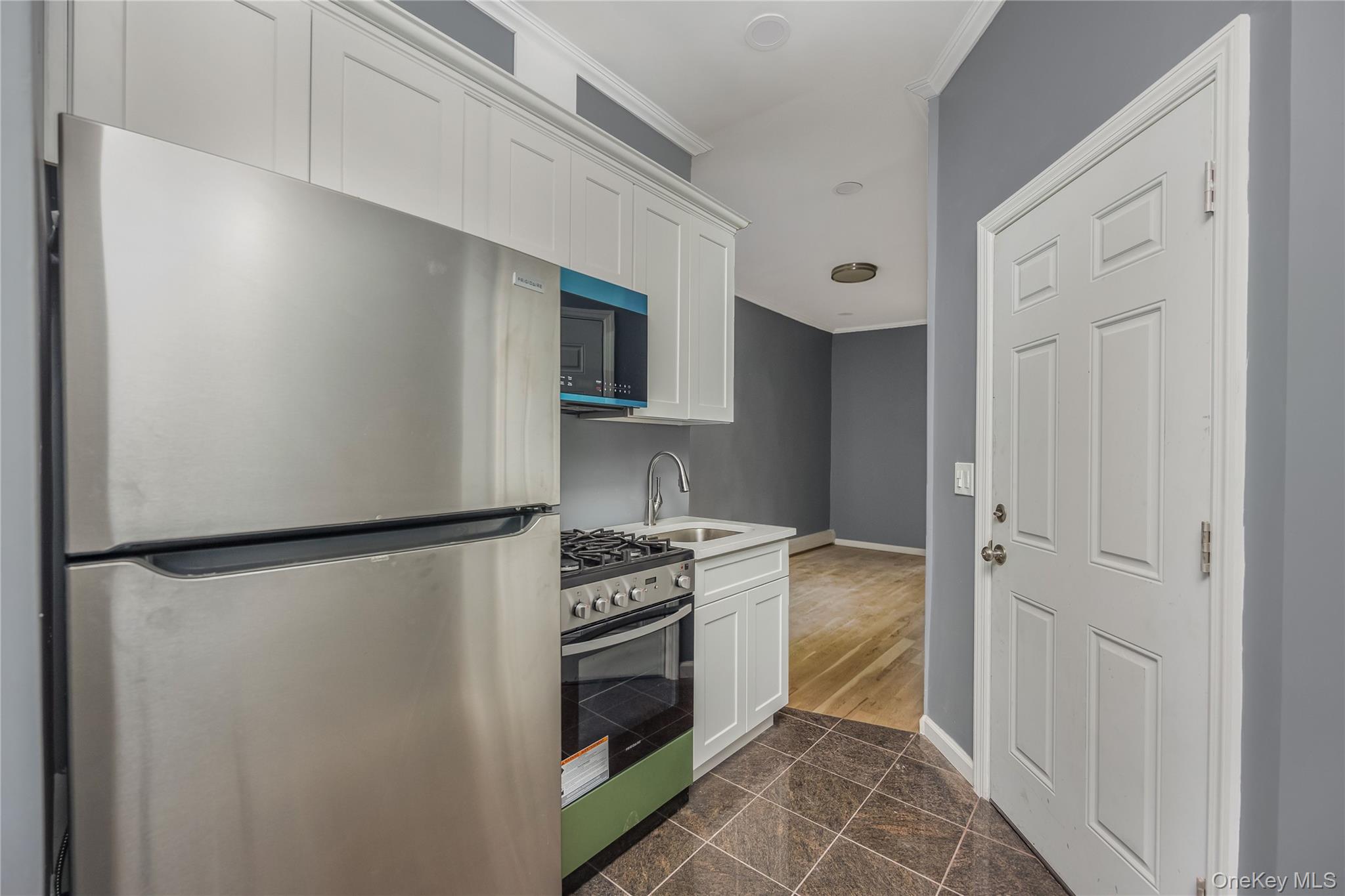 298 Cooper Street, Unit 2R photo 5