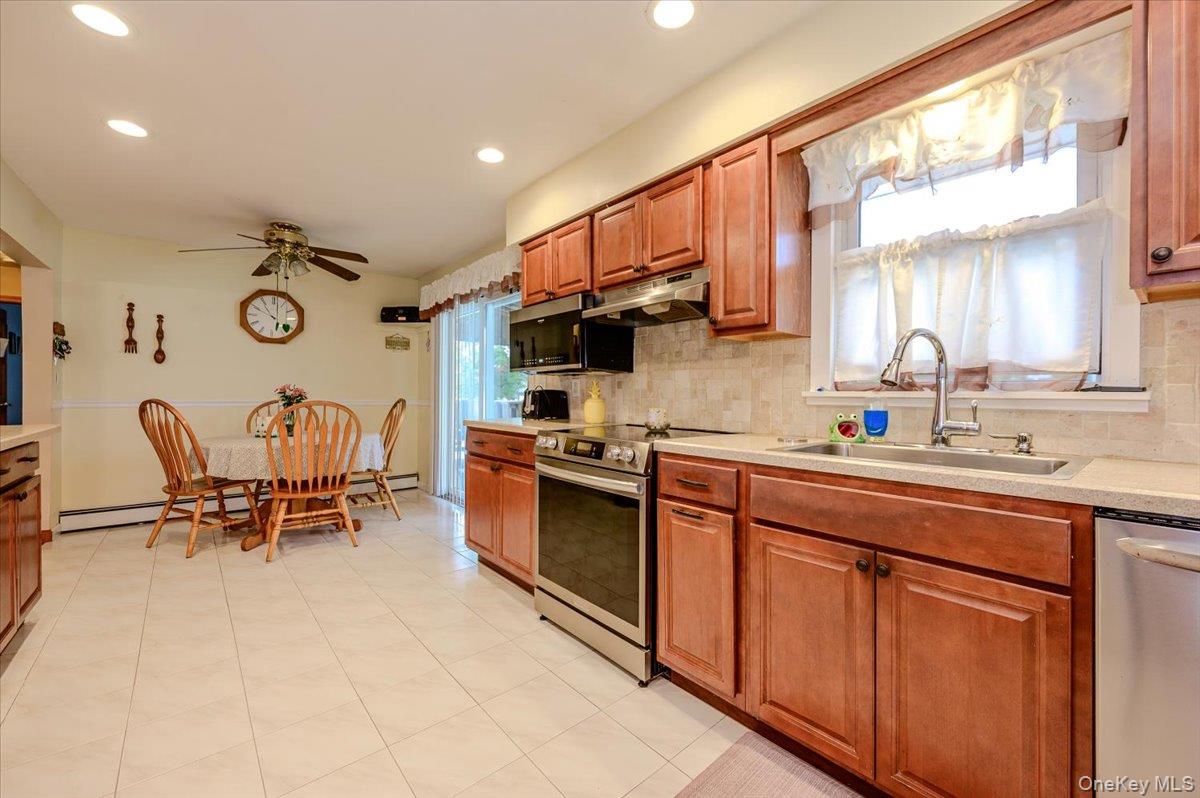 694 Pease Lane – For Sale photo 16