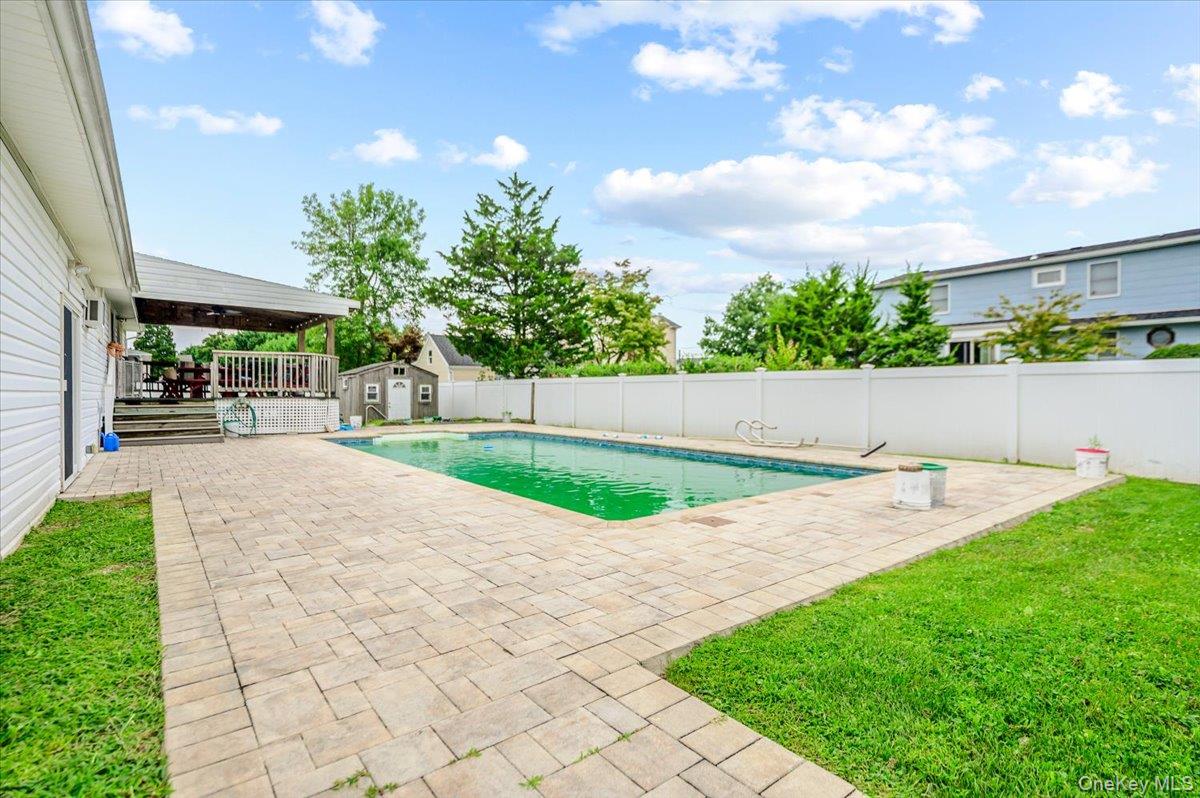 694 Pease Lane – For Sale photo 7